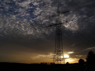 What is a ‘swing’ and ‘sag’ pylon compensation claim?